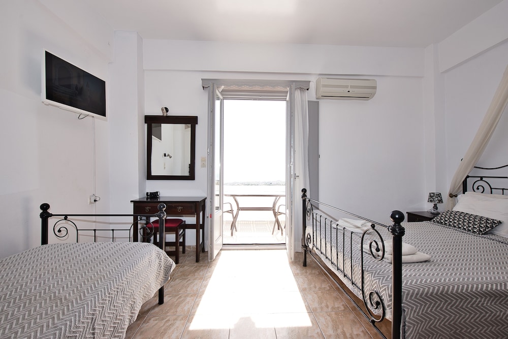 Triple Room - Photo 7