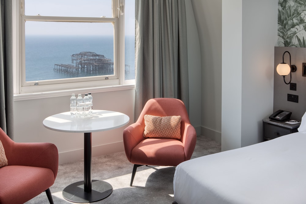 Superior Room, 2 Twin Beds, Sea View - Photo 7