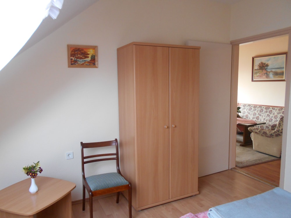 Family Apartment, 2 Bedrooms photo 2