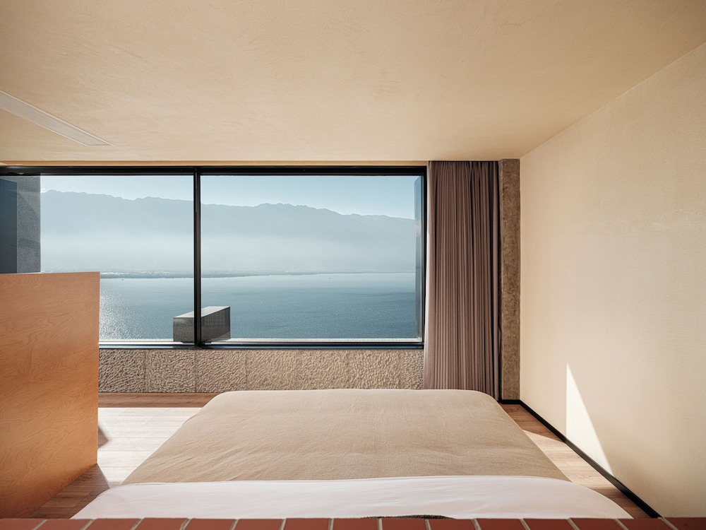 Standard Double Room, 1 King Bed, Sea View