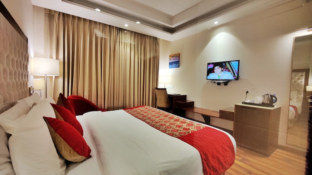 Deluxe Room - Photo 7