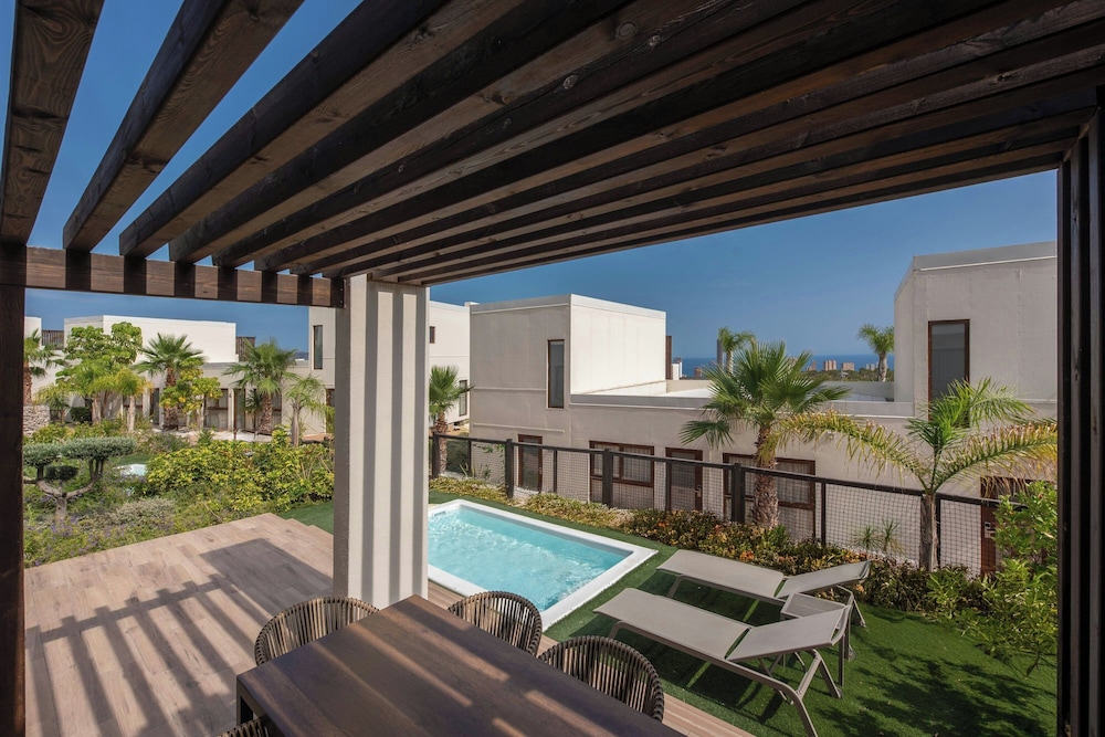 Comfort Villa, 3 Bedrooms, Resort View (Balcony) - Photo 8