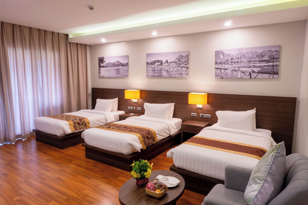 Deluxe Triple Room - Photo 1