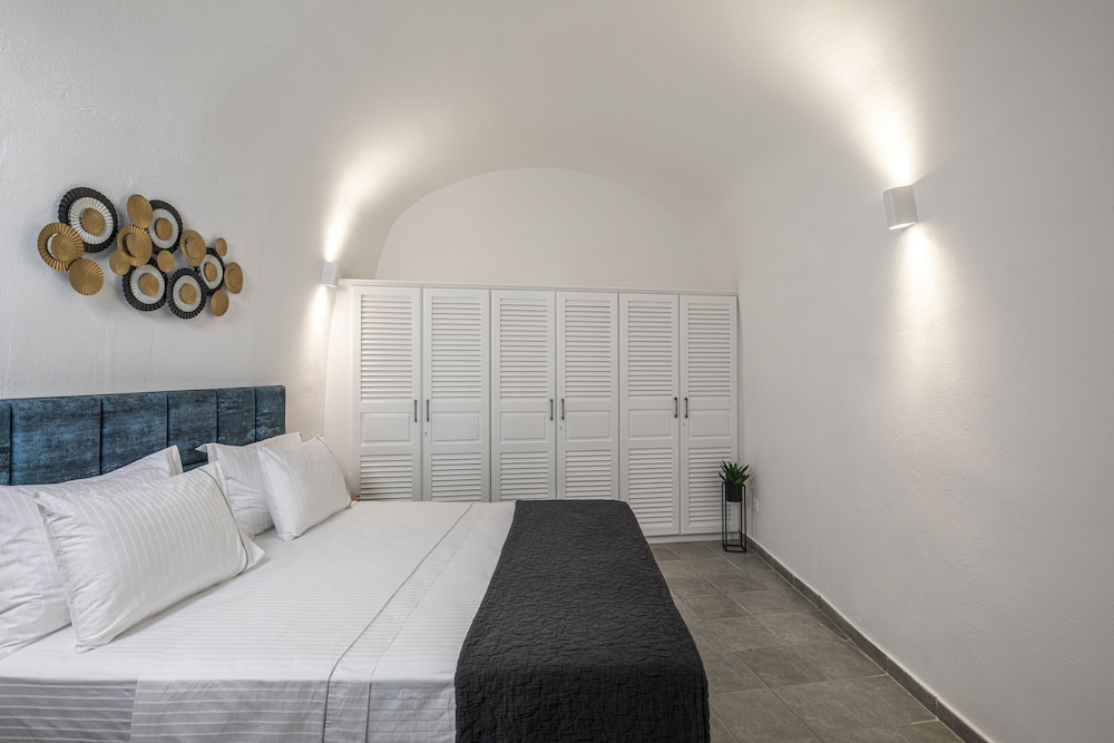 Two-Bedroom House with Caldera View - Photo 1