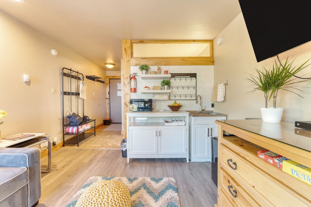 House (1 Bedroom)