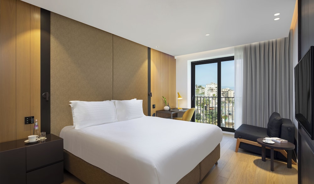 Premium Room - Photo 4