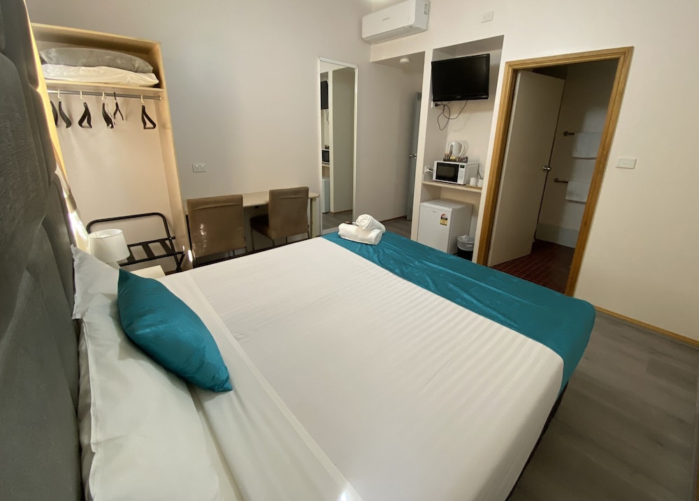 Deluxe Double Room photo 2