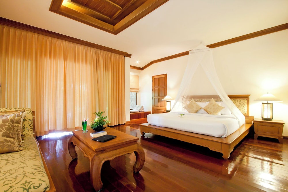 Tropical Villa Double Bed - Photo 1