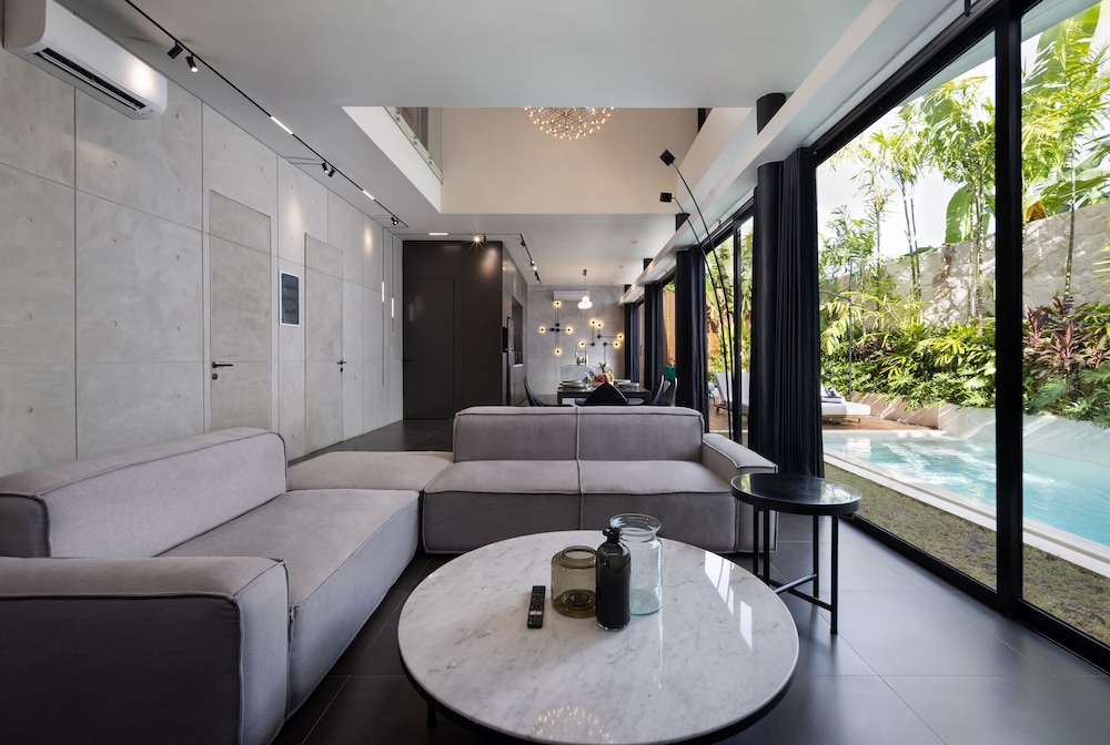 Two-bedroom Villa 2 with Private Pool photo 3
