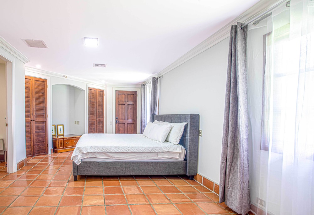 Elite Villa photo 1
