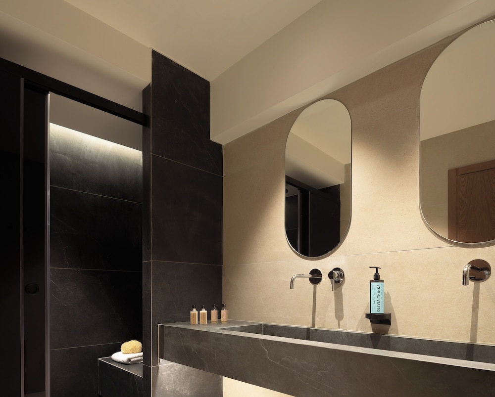 Family Suite, 2 Bedrooms, 2 Bathrooms - Photo 16