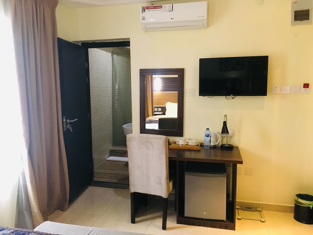 Standard Room photo 2