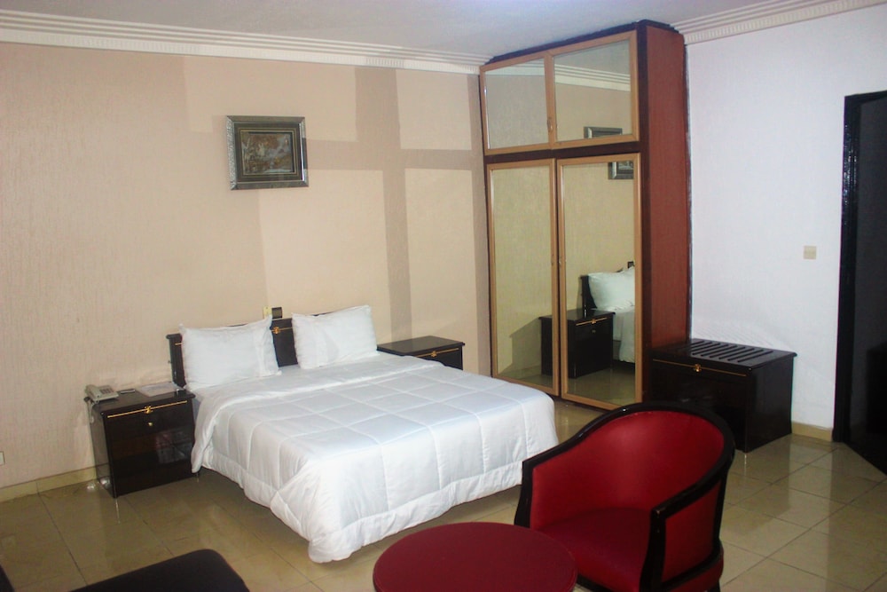 Standard Room photo 3