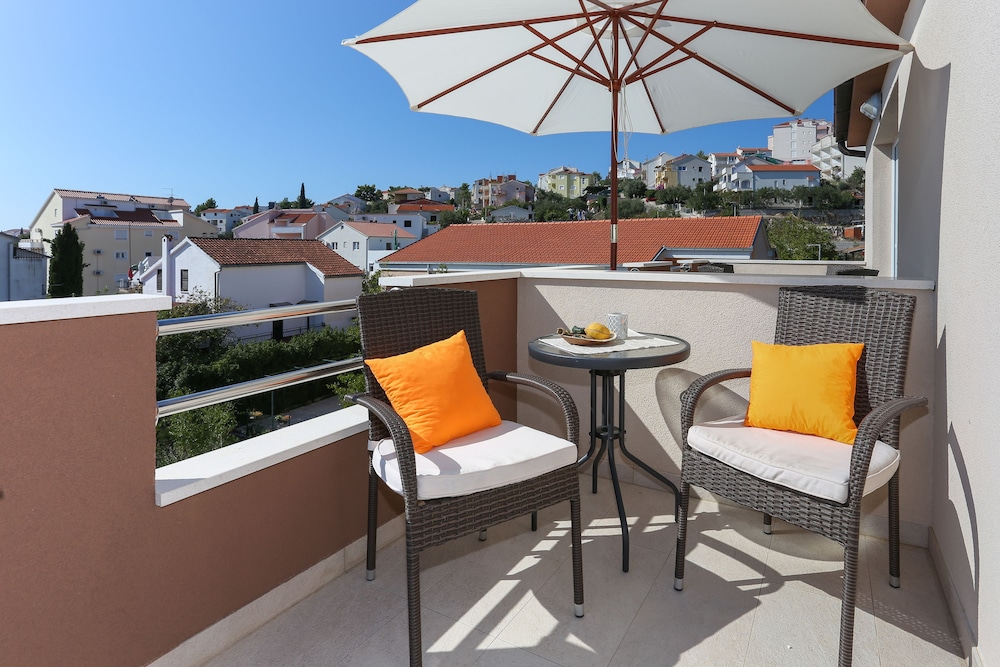 Family Apartment, Sea View (A3) photo 3