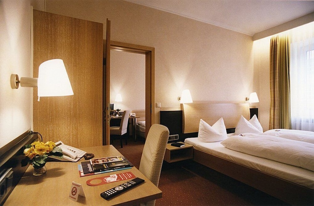 Family Double Room, 2 Bedrooms, Connecting Rooms photo 1