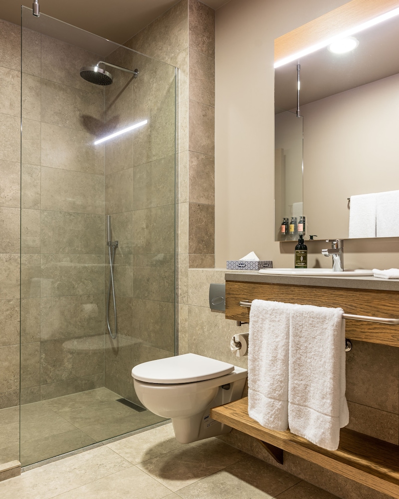 Superior Double or Twin Room - Photo 3