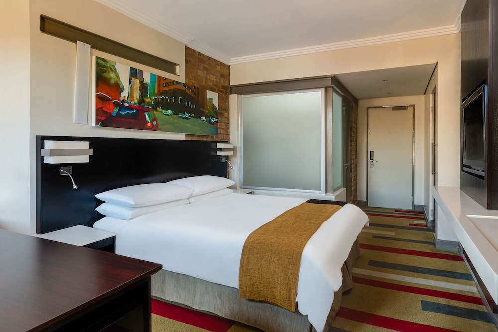 Standard Premium King or Twn Room - Photo 1