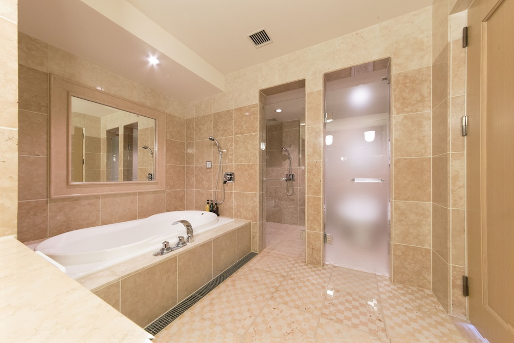 Superior Suite photo 3