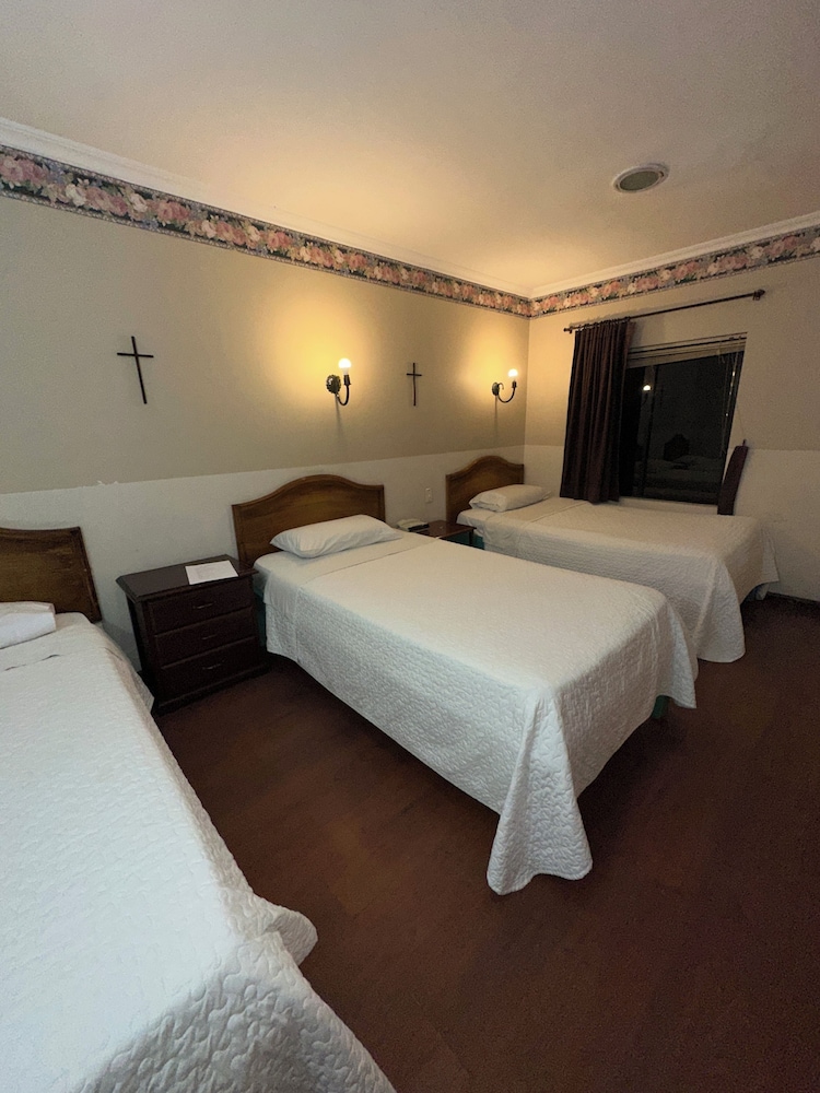 Classic Triple Room