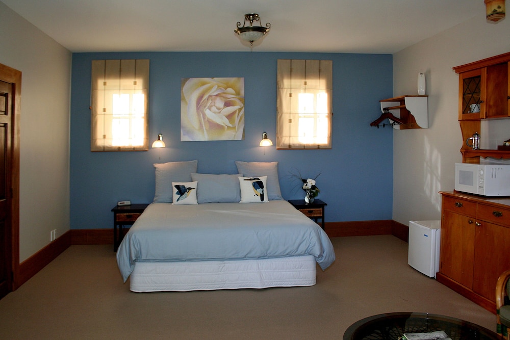 Standard Studio, Non Smoking, Kitchenette (Kingfisher Suite) photo 1