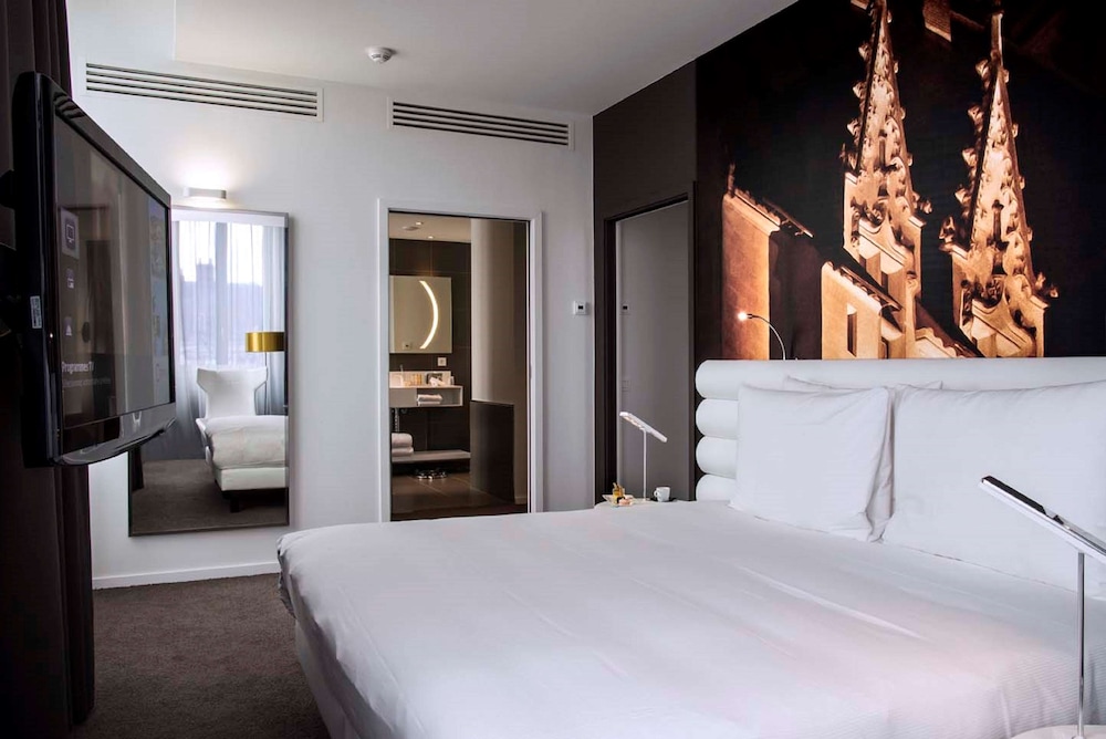 Suite, 1 Bedroom photo 3