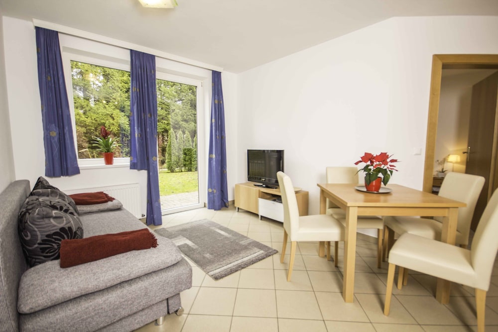 Apartment, 1 Bedroom, Garden View, Ground Floor photo 1