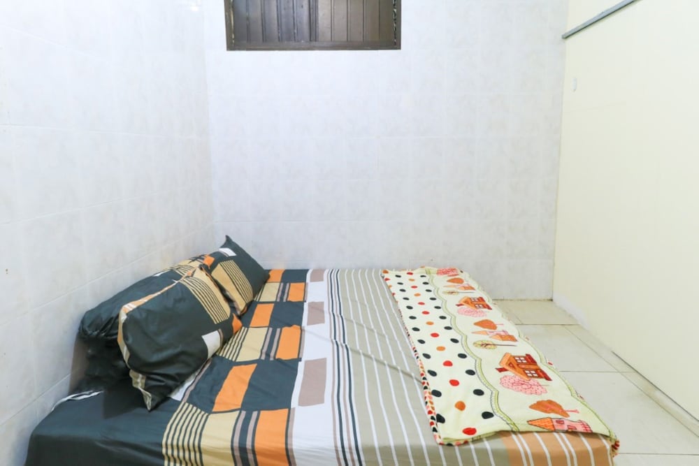 Standard Room - Photo 11