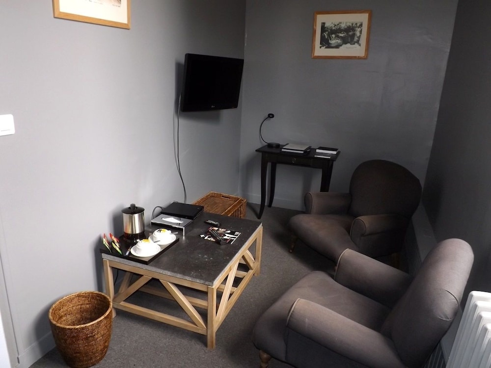 Double Room (Privilege) - Photo 5