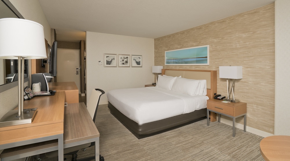 Standard Room, 1 King Bed - Photo 3