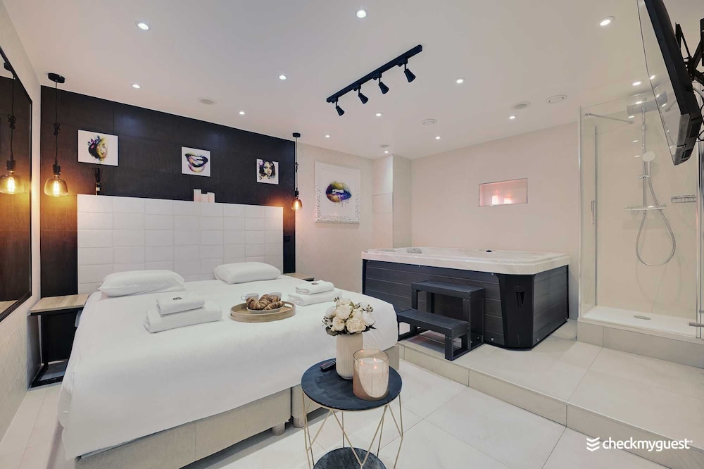 Comfort Apartment photo 2