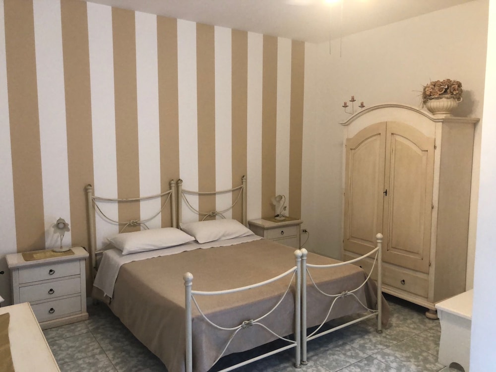 Triple Room, Balcony photo 2