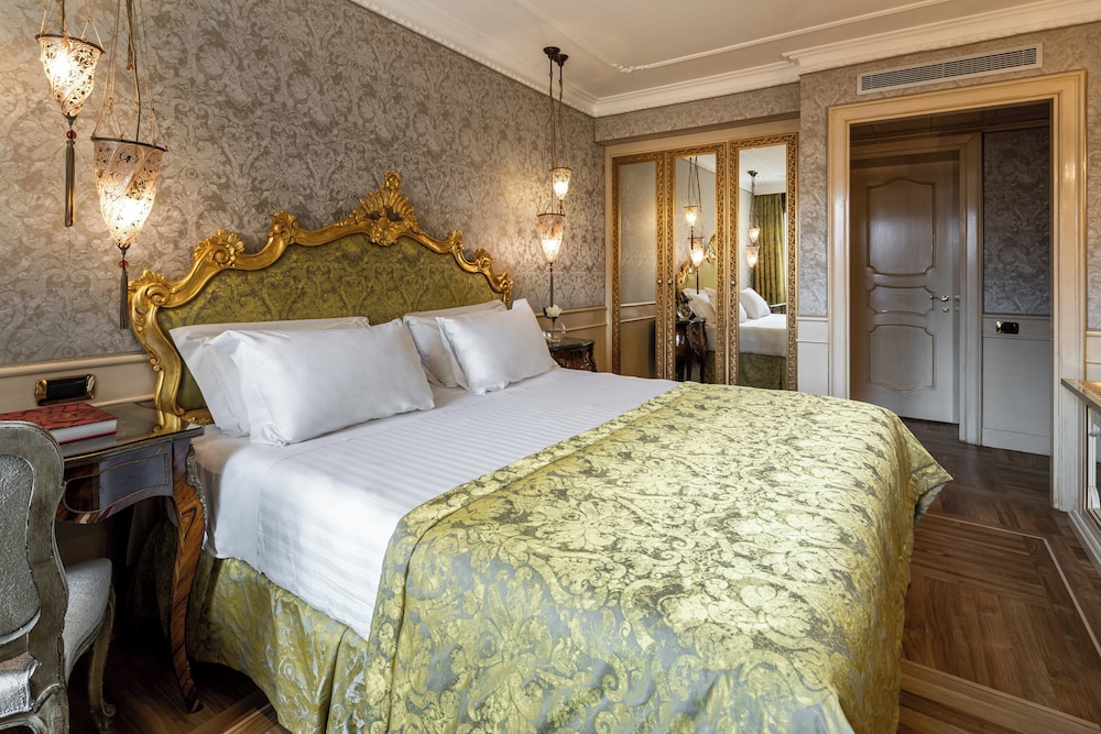 Available room