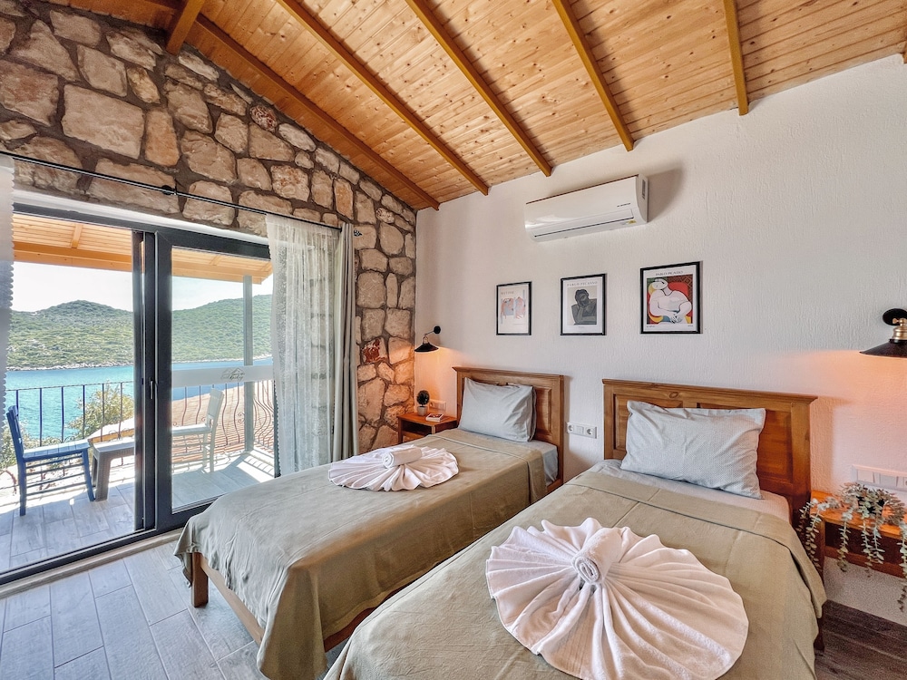 Superior Twin Room - Photo 10