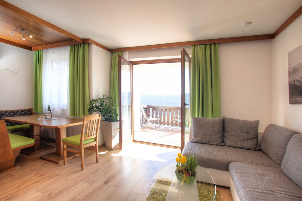Apartment, 1 Bedroom, Lake View