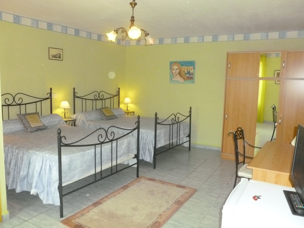 Standard Quadruple Room photo 1