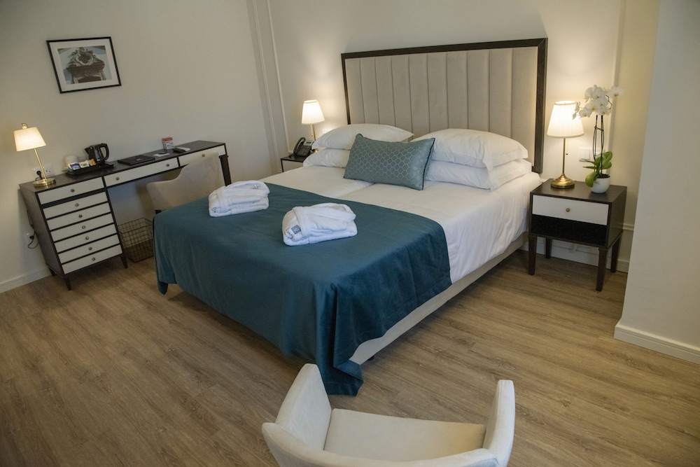 Double or Twin Room - Photo 1