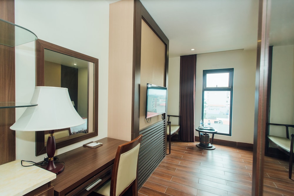 Executive Suite photo 2