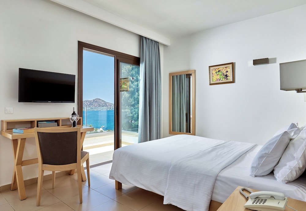 Superior Bungalow With Sea View