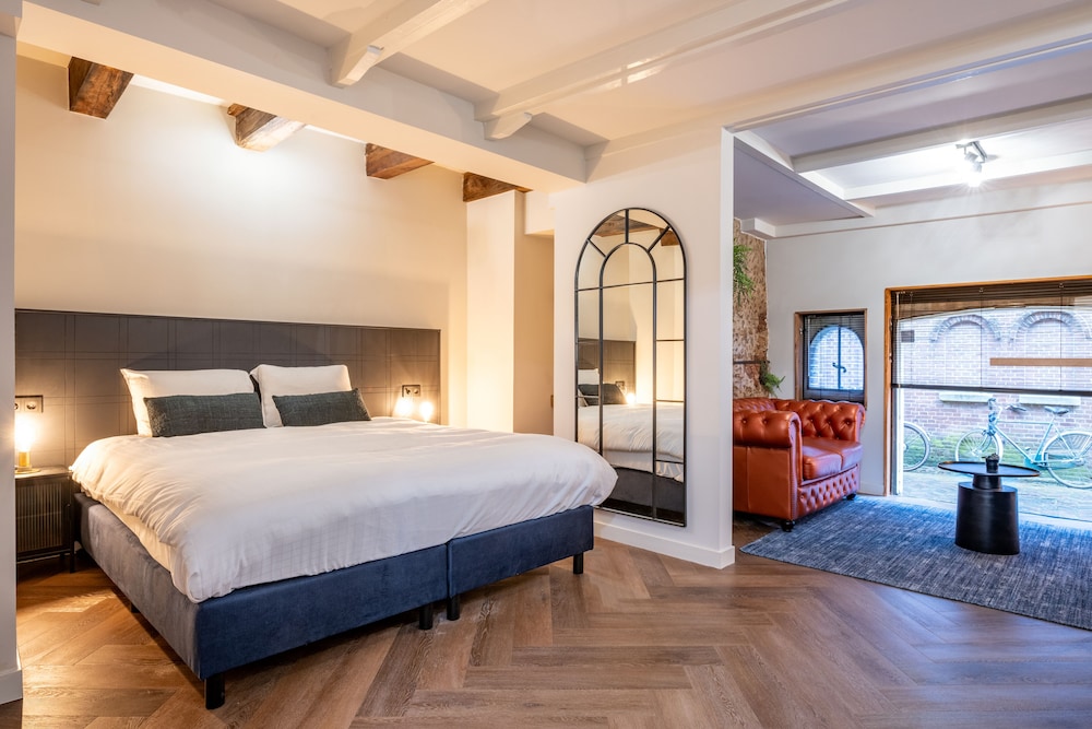 Deluxe Loft