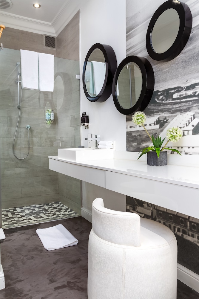 Suite (Mondrian) photo 3