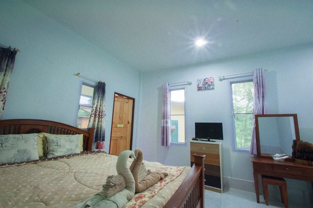 Queen Room photo 3