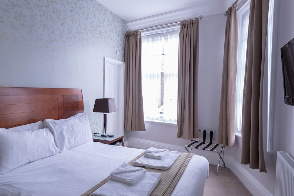 Economy Double Room photo 2