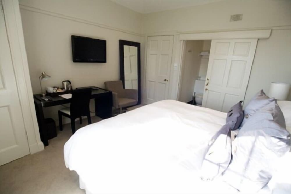 Deluxe Double or Twin Room (Castle Stalker) photo 3