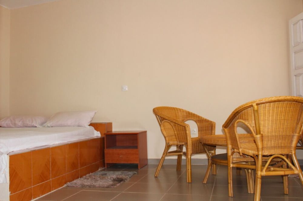 Classic Single Room