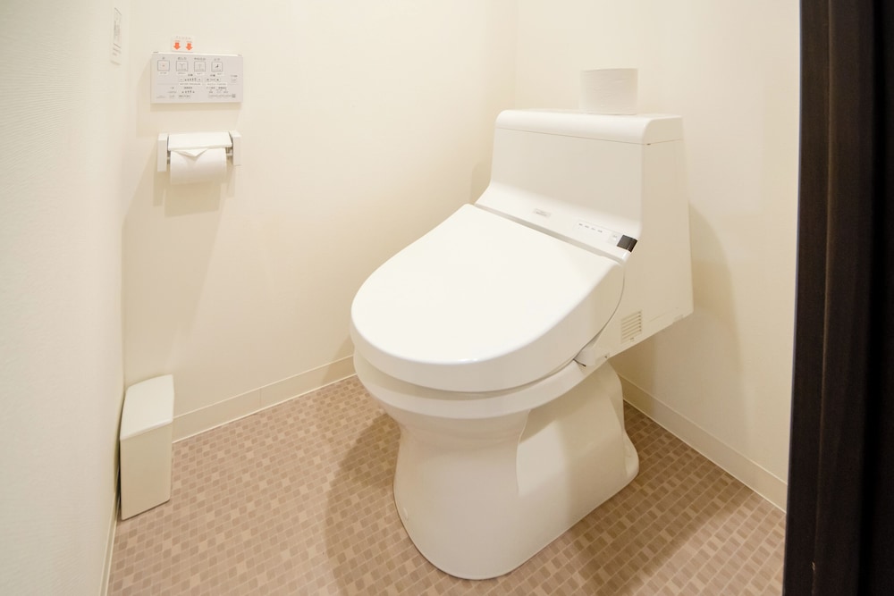 Double Room, Non Smoking - Photo 10