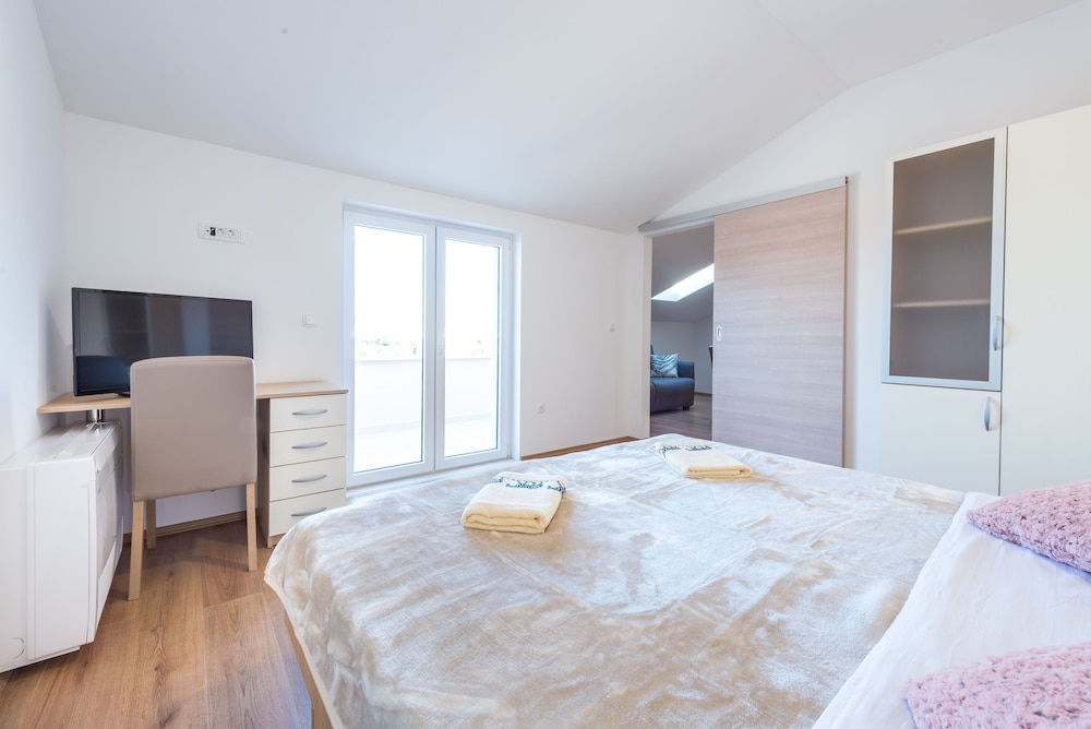 A4 - Luxury Apartment, Sea View photo 3