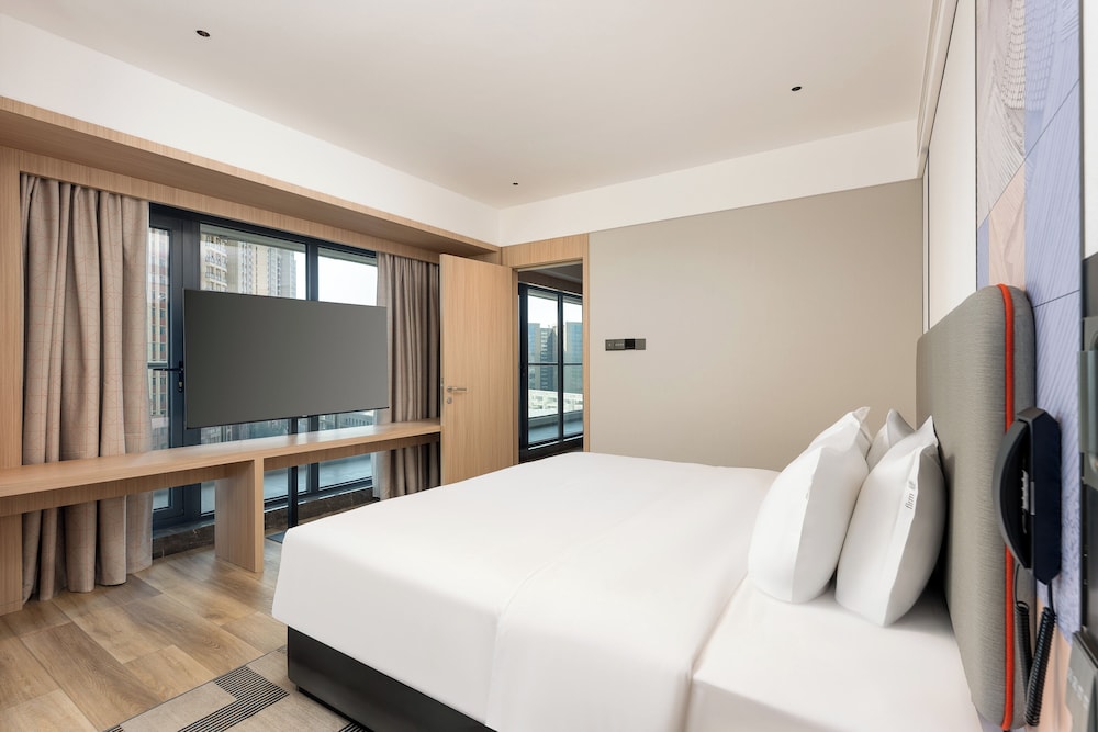 1 Bedroom Suite Sofa Bed photo 3