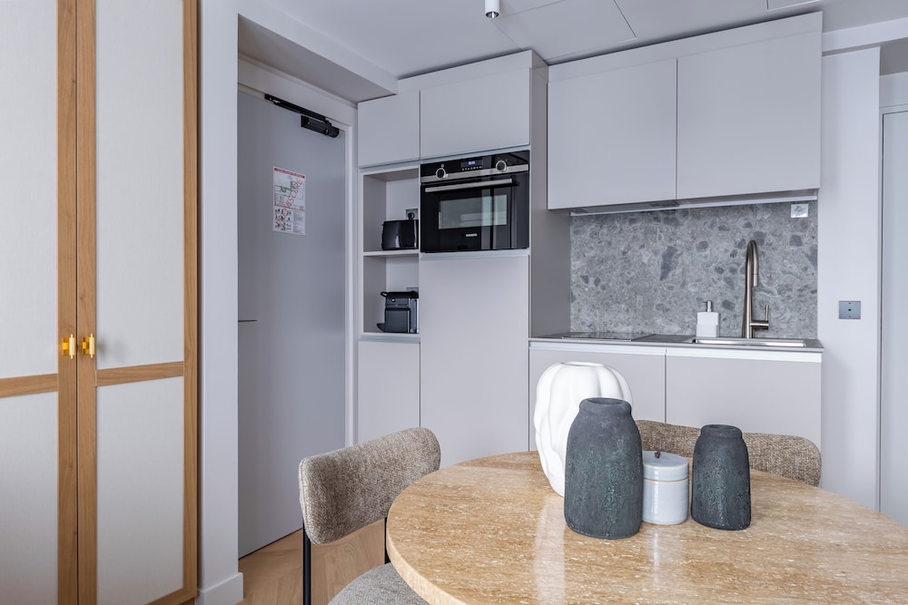 Family Apartment photo 3