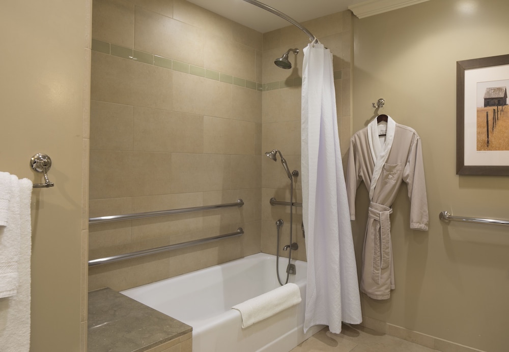 Double Room, Accessible (Pacific Coast) - Photo 3