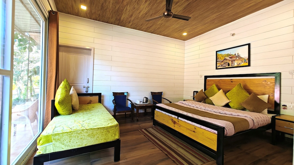 Super Deluxe Room